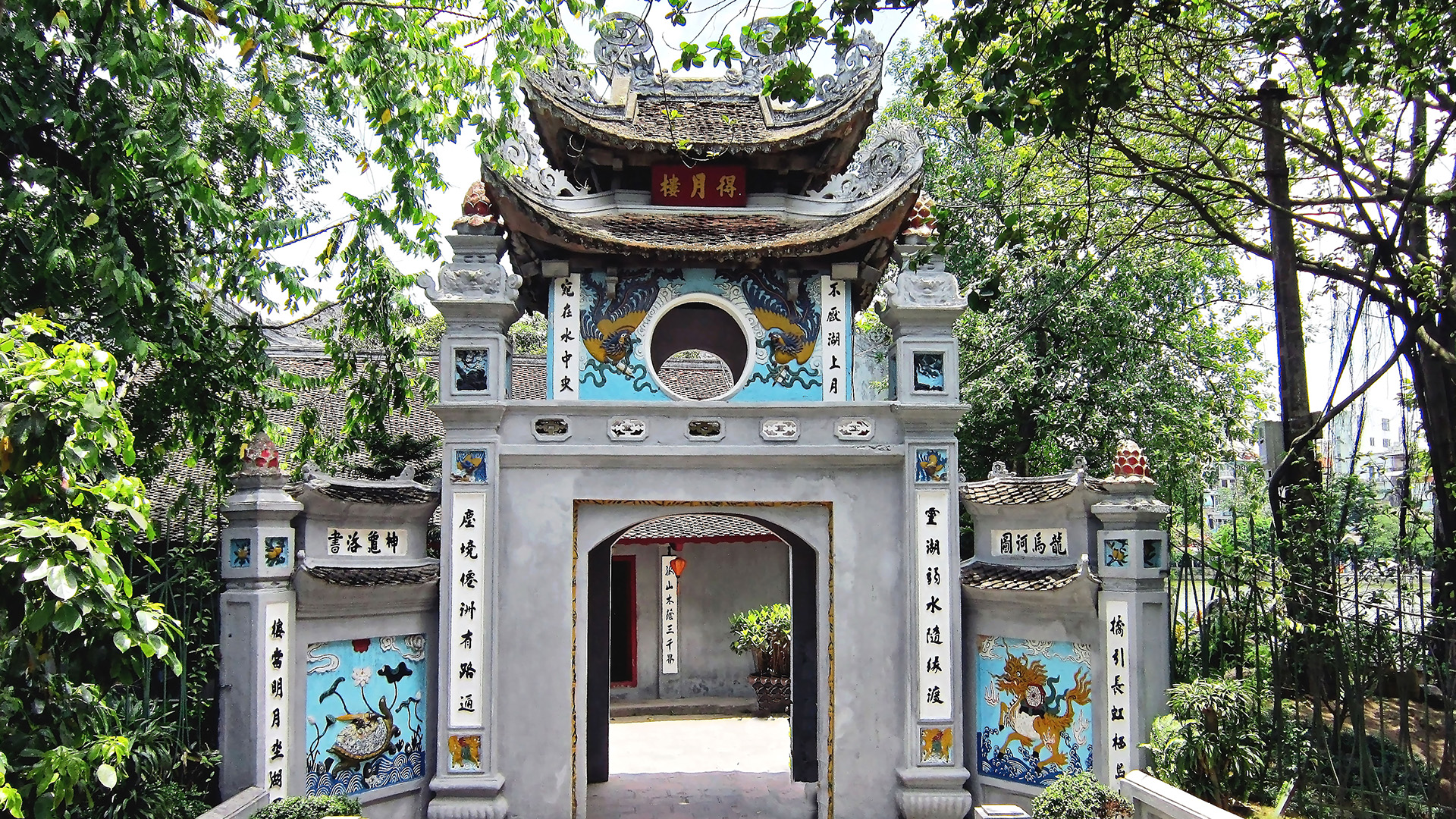 Đền Ngọc Sơn (ゴックソン寺院)